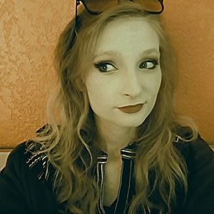 Meet your Posher, Miss alex